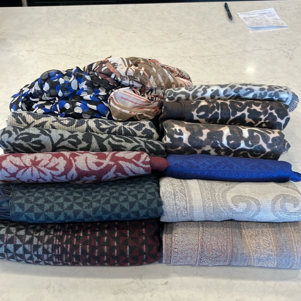 BONUS CLEO SCARF with Any 2+ Items Bundle